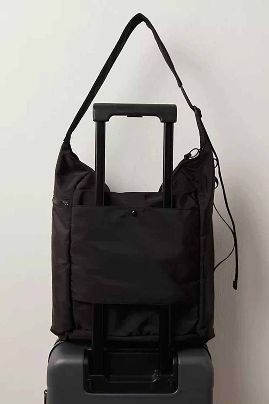 🔥NOT AVAILABLE 🔥Free People Movement No Time Zones Carryall Tote